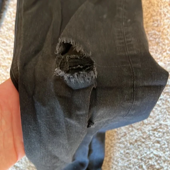 Black ripped jeans - Picture 2 of 2